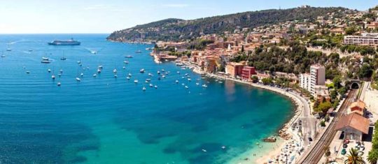 Seafront property for sale